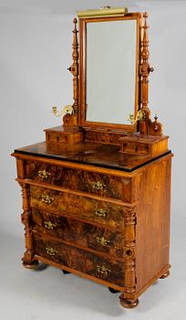 SPEGELBYRÅ, nyrenässans, sekelskiftet 1900.