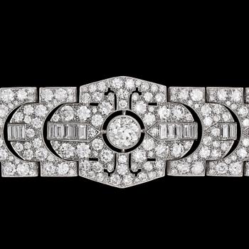 991. ARMBAND, gammal- medium- och baguetteslipade diamanter,  tot. ca 33 ct. Art deco, 1930-tal.