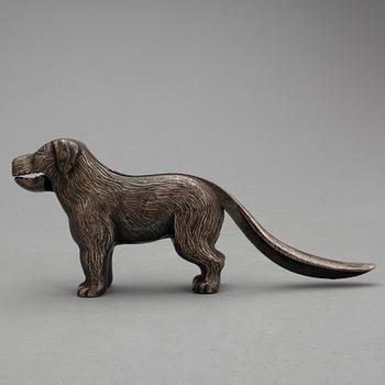 NÖTKNÄCKARE, metall. 1900-talets andra hälft.