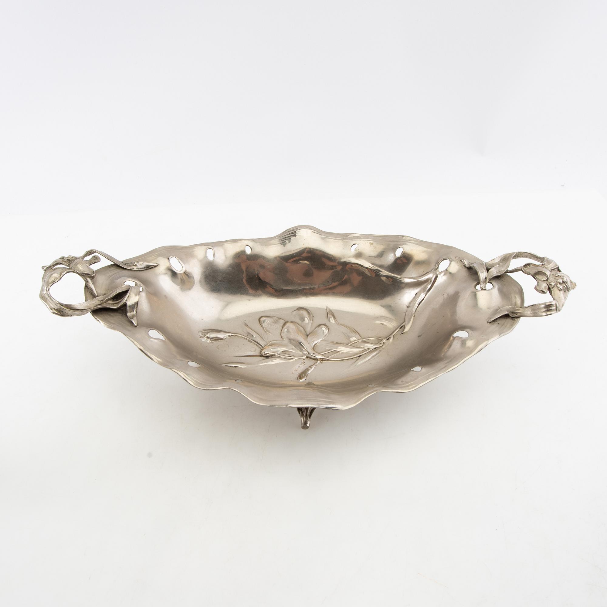 Skål på fot samt skål Jugend nysilver och glas 1900-talets början.