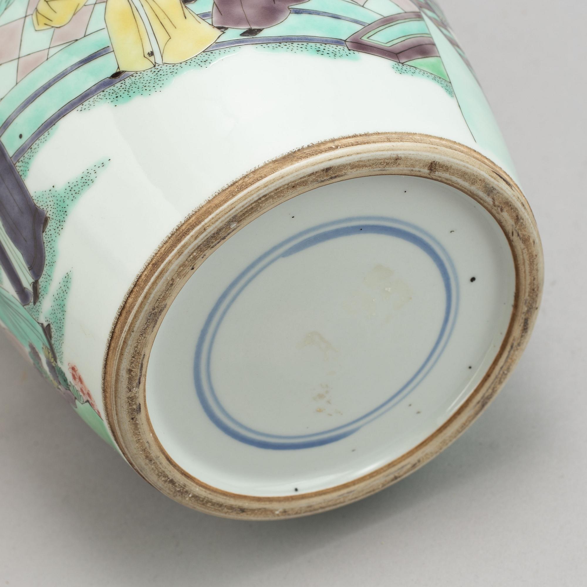 A Chinese Kangxi style famille verte porcelain vase.