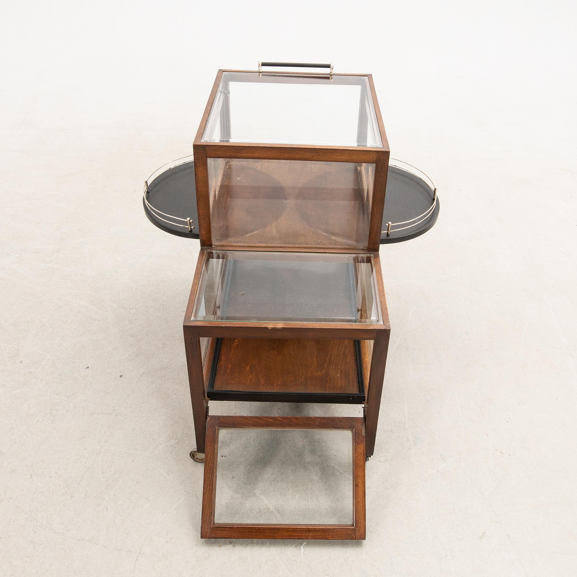 Cocktail cart Art Deco, first half of the 20th century.