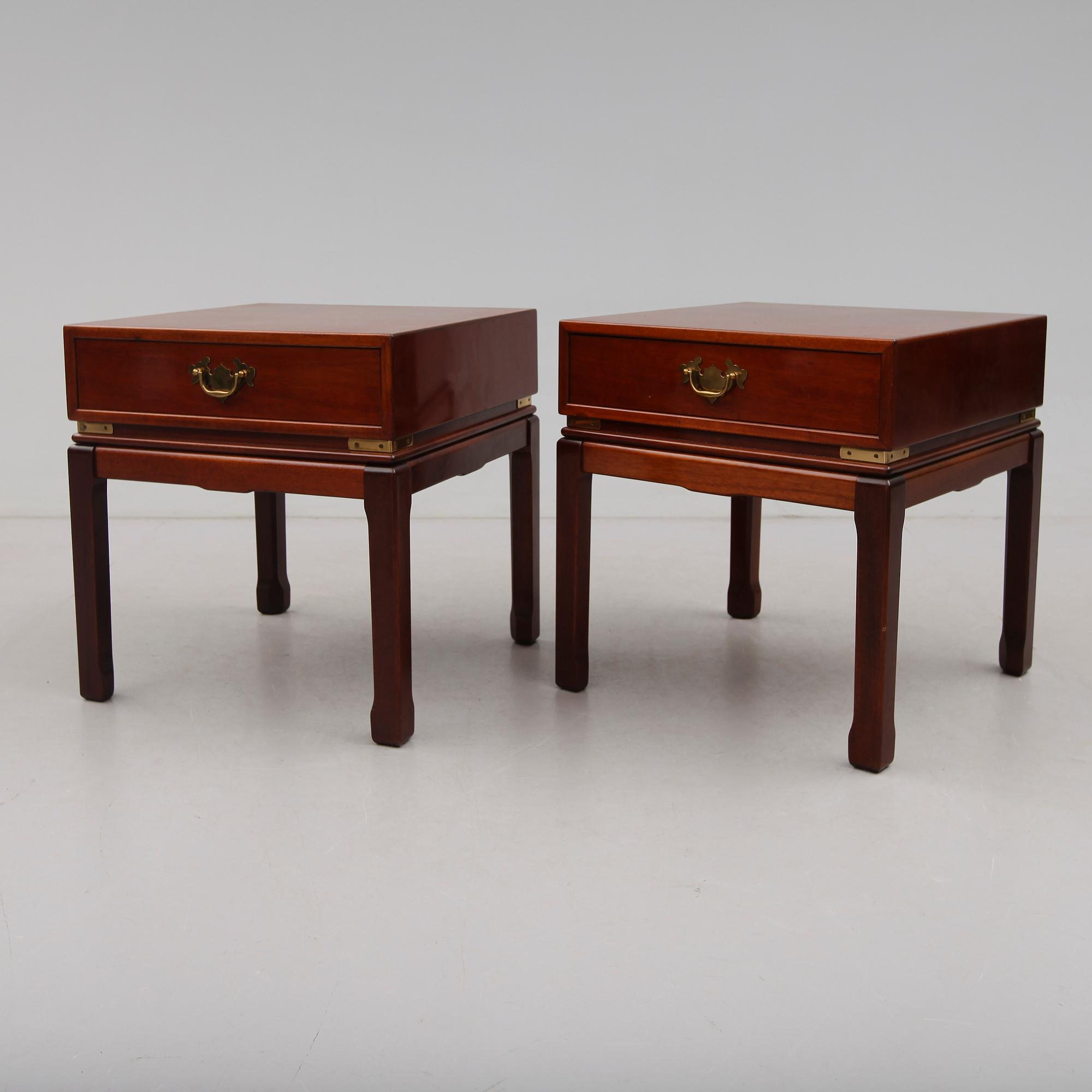 SÄNGBORD, 1 par, märkta Ming, Svenska Möbelfabriken, 1900-talets andra hälft.