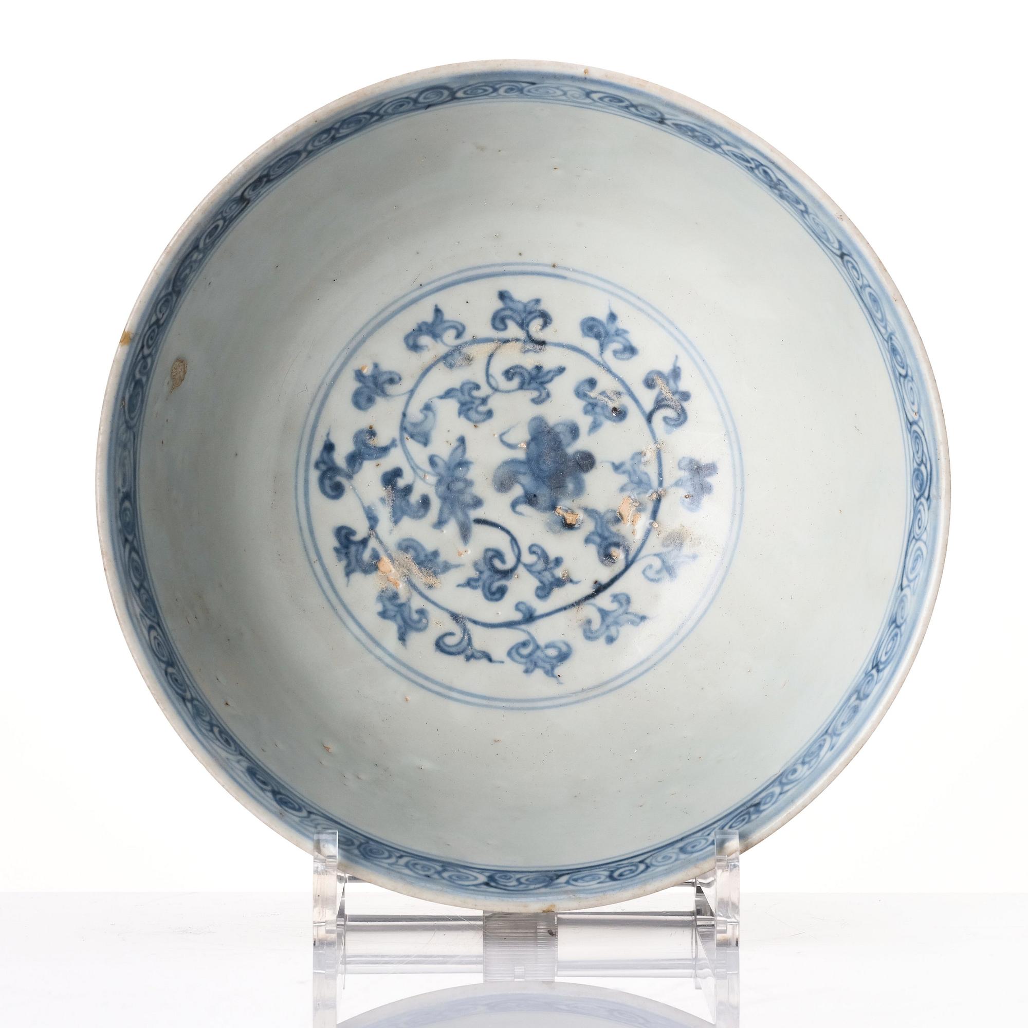 A blue and white bowl, Ming dynasty (1368-1644).