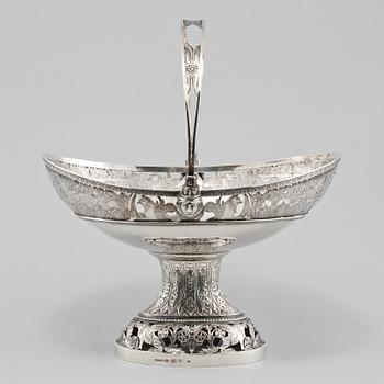 SKÅL PÅ FOT, silver, empire, Anders Petter Lundqvist, Stockholm 1828. Vikt 1 100 g.