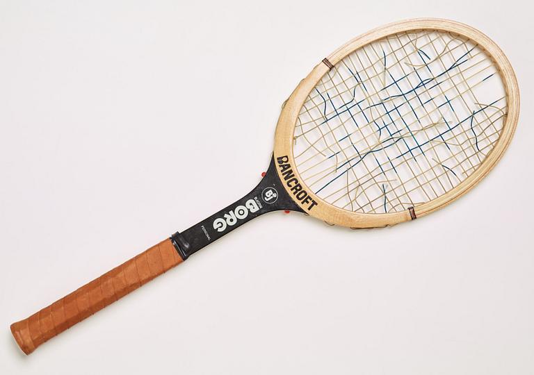 Tennisracket, Bancroft. Speciellt framtaget träracket. Signerad Björn Borg.