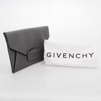 Givenchy, A 'Antigona' goat leather clutch.