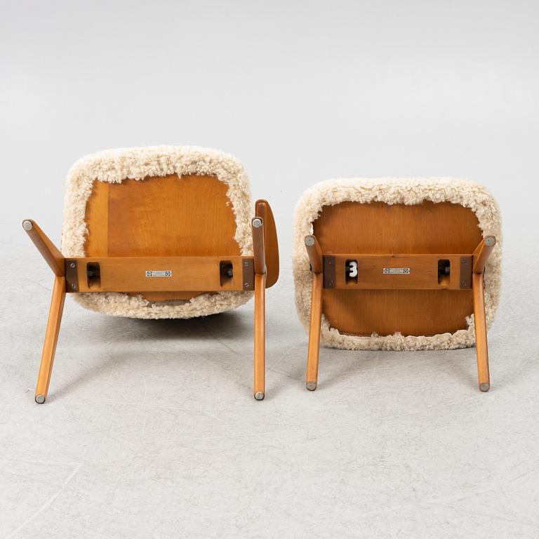 Bengt Ruda, karmstol, modell "562-026", med fotpall, ur "Triva-serien", Nordiska Kompaniet.