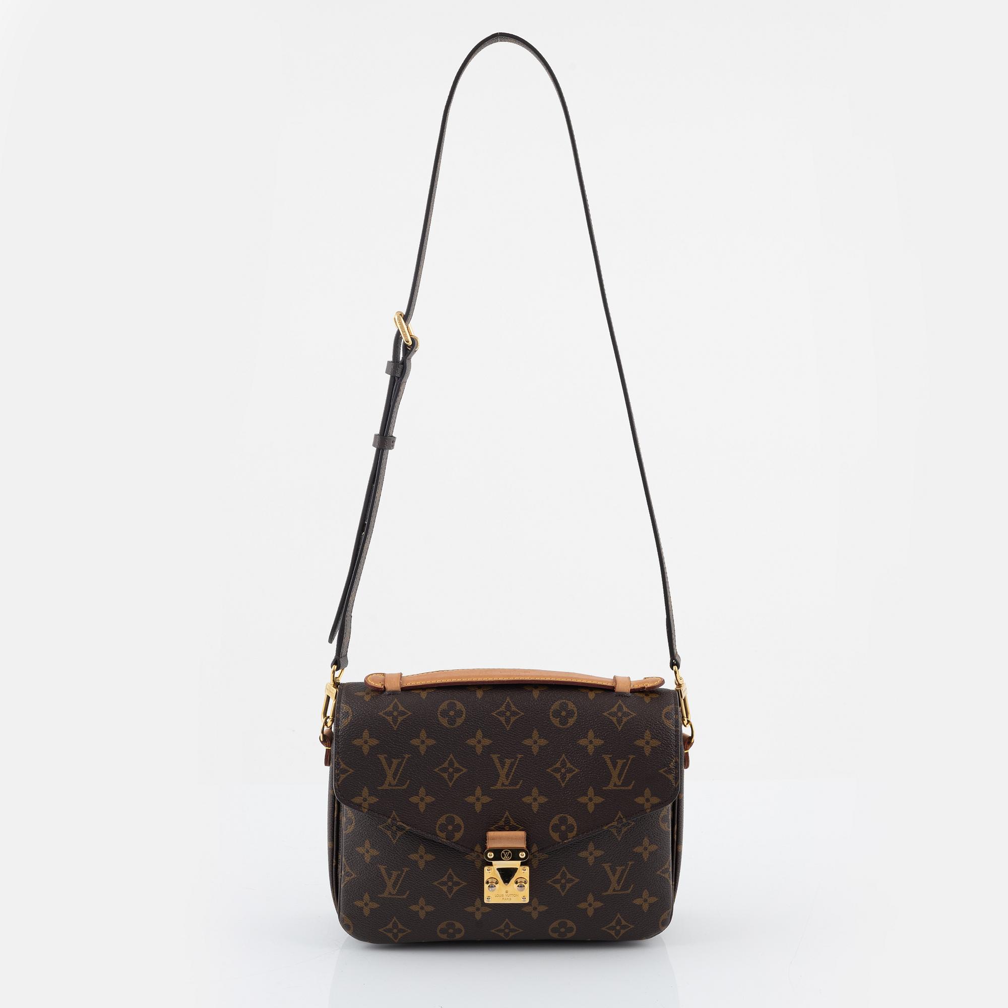Louis Vuitton, a 'Pochette Metis' monogram canvas handbag, 2020.