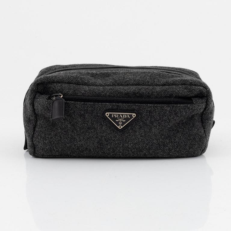 Prada, necessär.