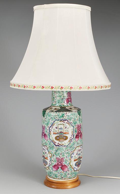 BORDSLAMPA, porslin. Kina.