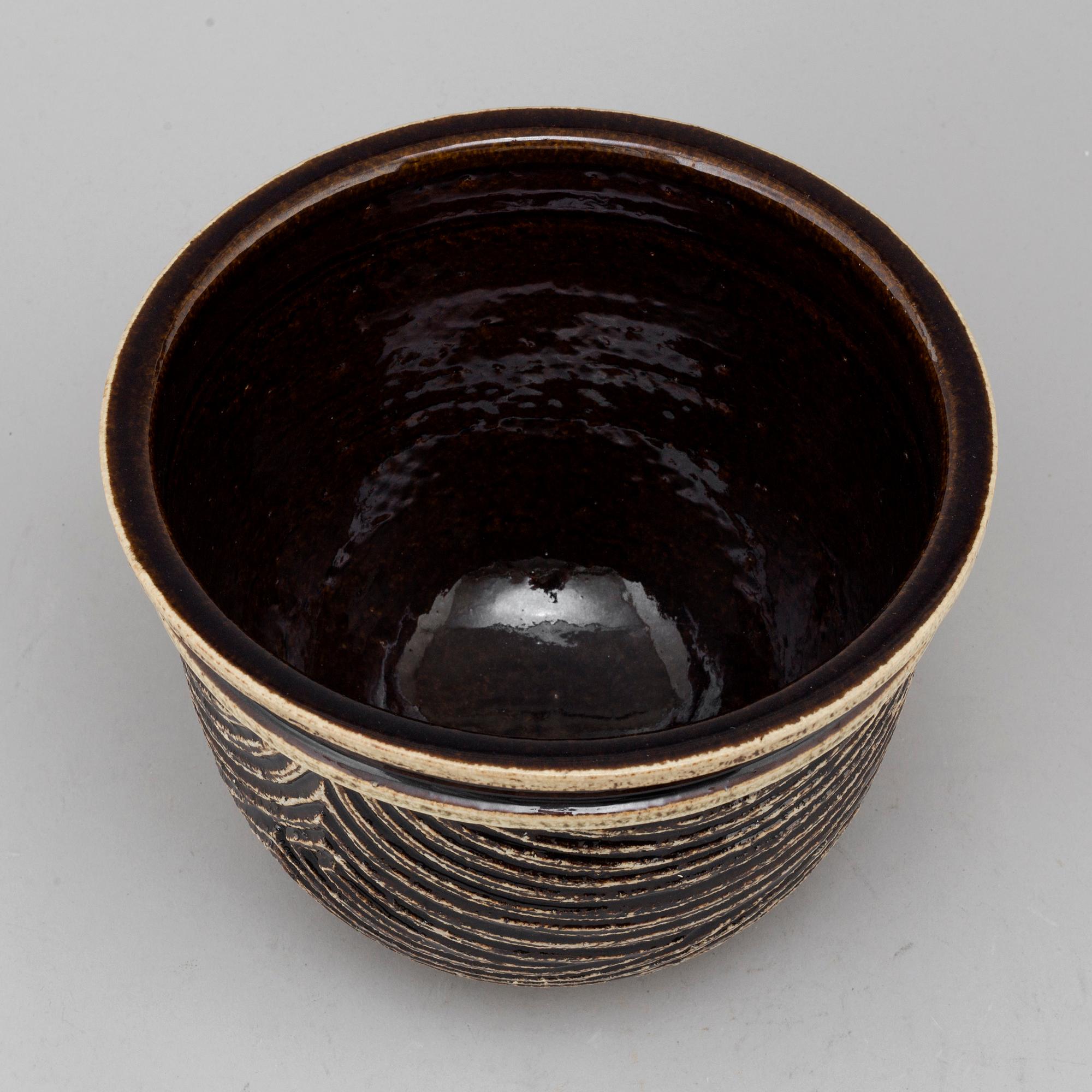 BRITT-LOUISE SUNDELL, ytterfoder, stengods, Gustavsberg Studio, signerat BS.