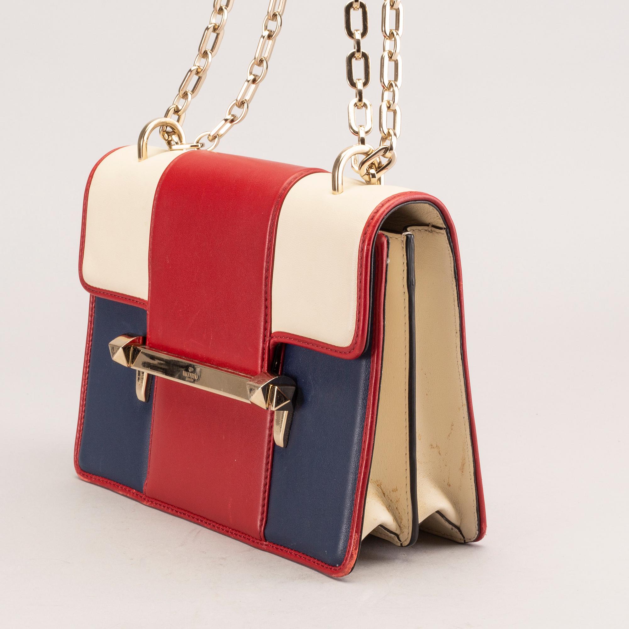 An Valentino Garavani handbag Uptown Shoulder bag Bukowskis