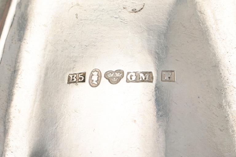 SÅSSKÅL, silver, Gustaf Möllenborg Feron, 1856. Vikt ca 458g.