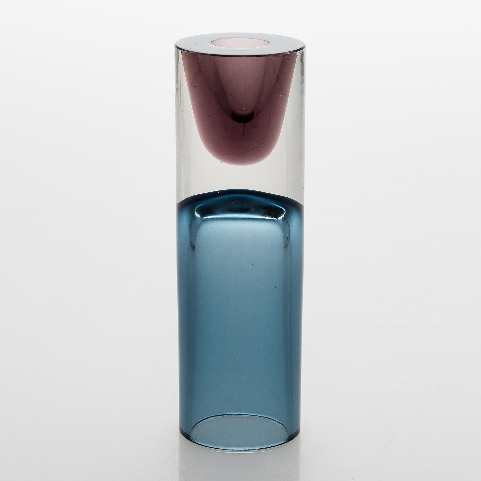 Tapio Wirkkala, A 'Double-Headed' glass vase signed Tapio Wirkkala Iittala - 3583.