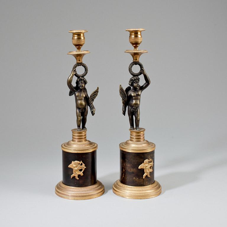 LJUSSTAKAR, ett par, empire, 1800-talets första hälft.