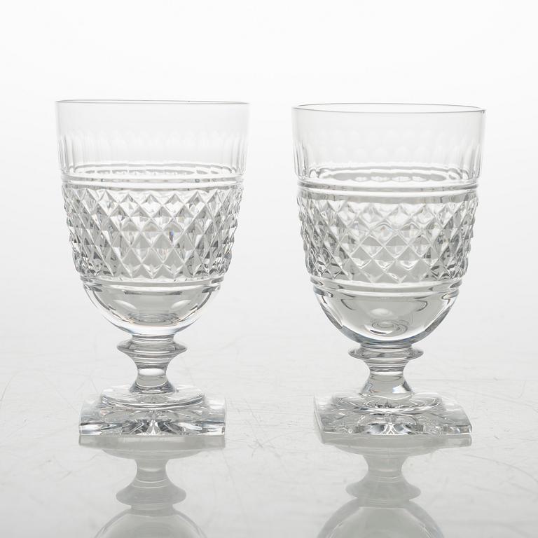BÅLSKÅL, KARAFF och 87 st GLAS, glas.