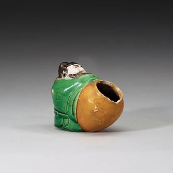 A famille verte biscuit Li Taibo-form brushwasher, Qing dynasty, Kangxi (1662-1722).