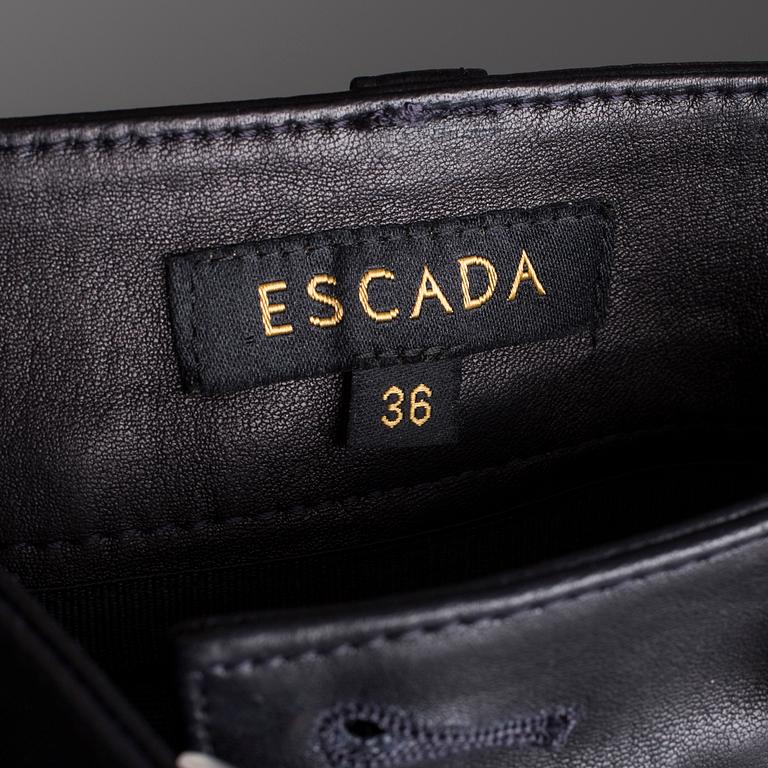 SKINNBYXOR, Escada.