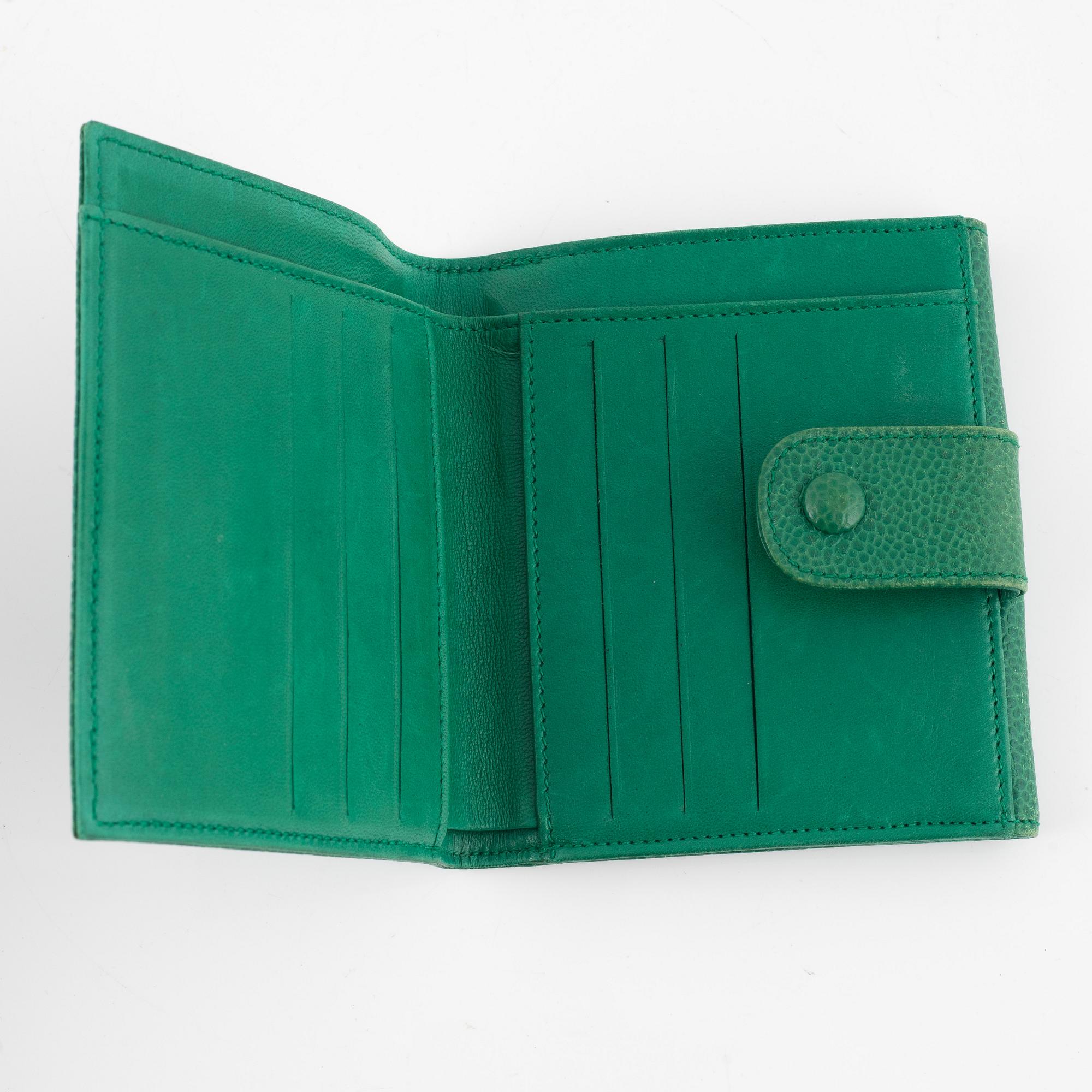 Chanel, wallet.