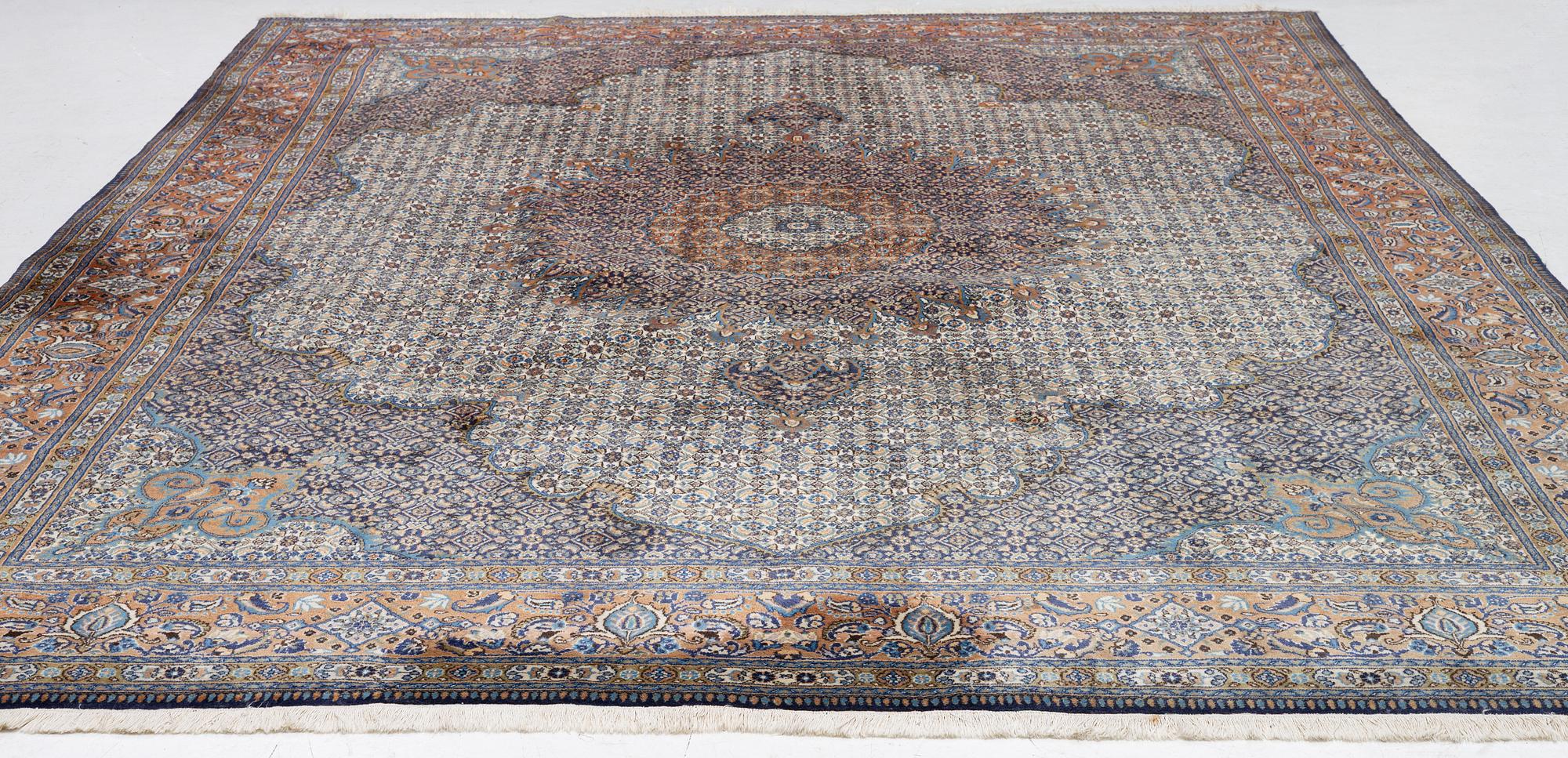 Rug, Moud, approx. 397 x 293 cm.