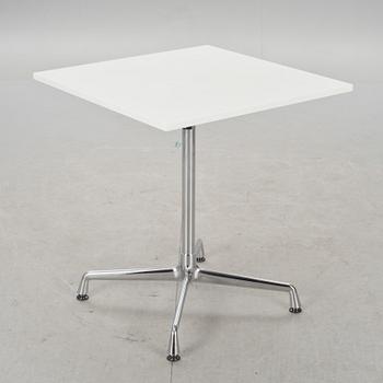 BORD, Charles & Ray Eames, Vitra, 1900-talets andra hälft.
