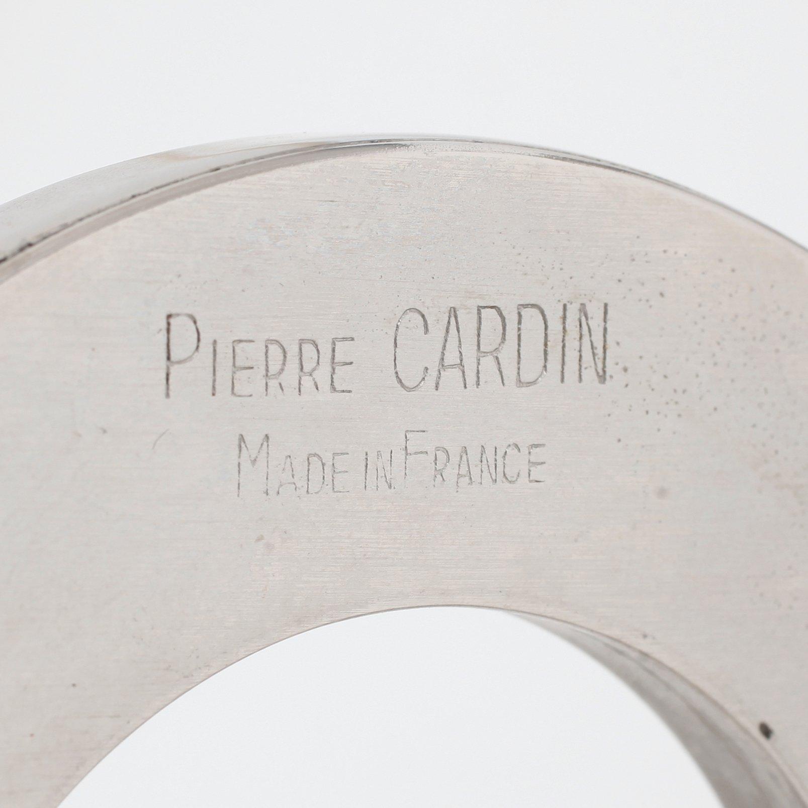 PIERRE CARDIN, collier.
