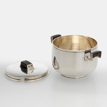 Mauno Honkanen, Sauce bowl with ladle, silver and rosewood, Tillander, Helsinki, 1958 and 1960.