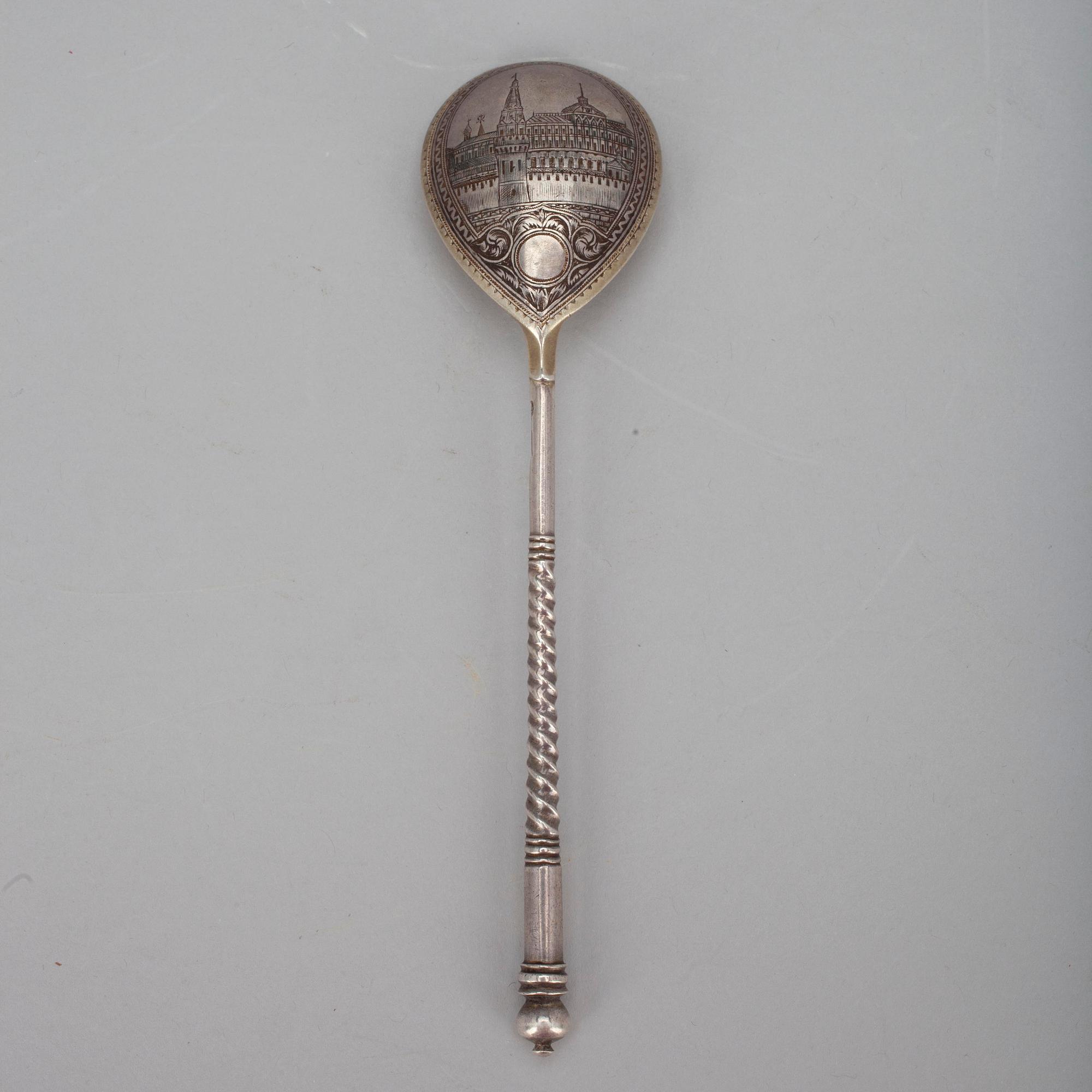 LUSIKKA, hopeaa, Venäjä 1893. Paino 45 g.