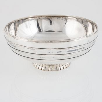 A Swedish silver punch bowl, mark of GAB, Stockholm 1938.