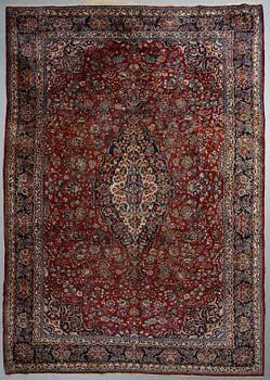 A carpet, oriental, ca 415 x 287 cm.