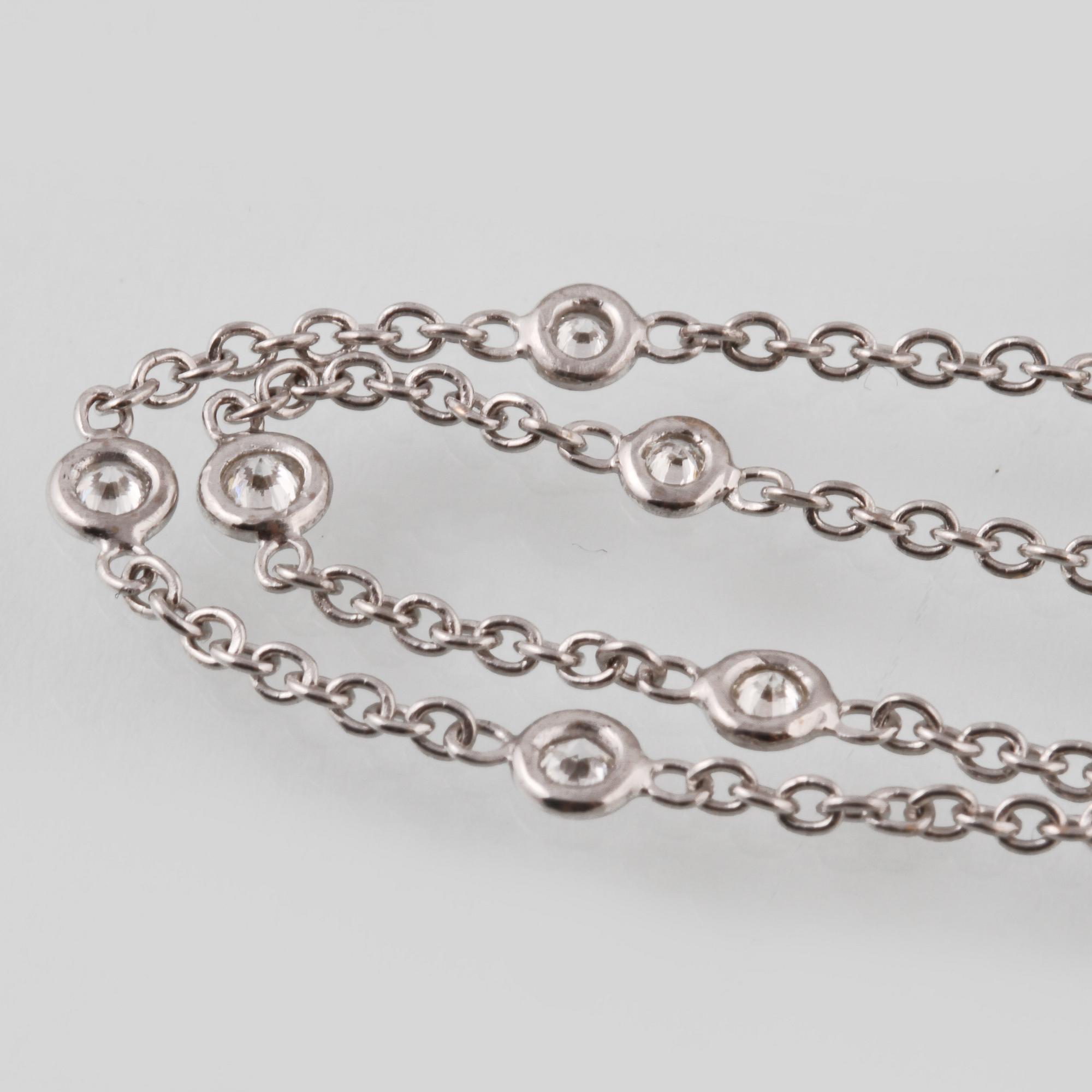 COLLIER, 18K vitguld med 24 briljantslipade diamanter ca 1.02 ct. Vikt 4,4 gram.