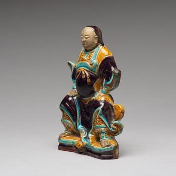 A ceramic figure of the warlord Guan Yu, Ming dynastin (1368-1644).