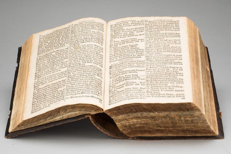 BIBLIA, das ist: Die gantze Heilige Schrifft Altes und Neues Testaments, durch Doct.Martin Luther verteutschet... 1716.