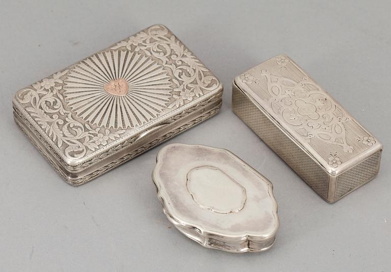 DOSOR, 3 st, silver, olika länder bl.a Italien, 1800-tal, vikt ca 232 gram.