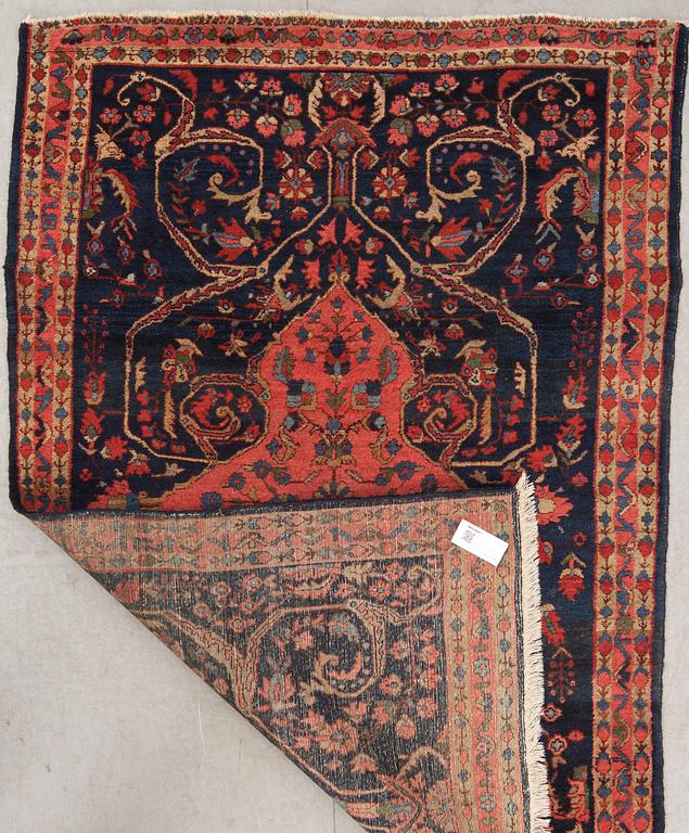 MATTA, semiantik, Bidjar, ca 195 X 128 cm.