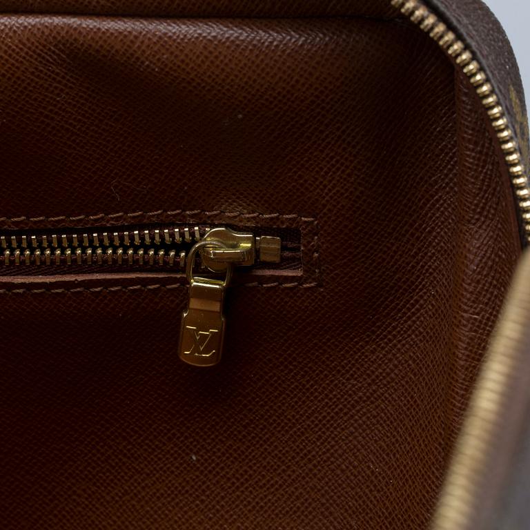 LOUIS VUITTON, "Porte Documents Voyage", handbag.