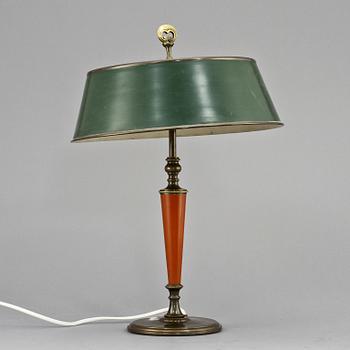 BORDSLAMPA, 1900-talets andra hälft.