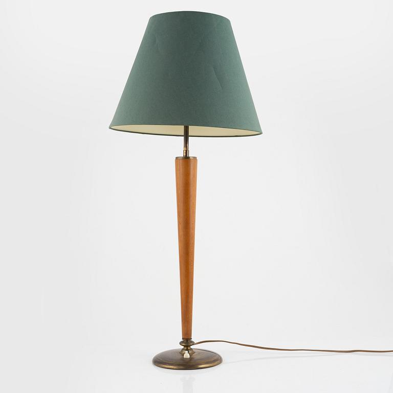 A Swedish Modern table lamp model ”30910”, Nordiska Kompaniet, mid-20th Century.