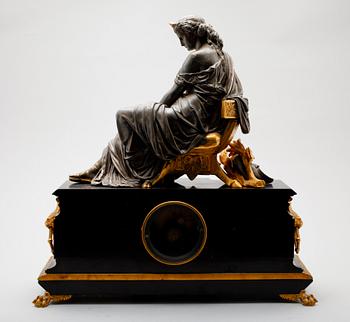 KLOCKGARNITYR, 3 delar, Auguste Lemaire, Paris, sent 1800-tal.