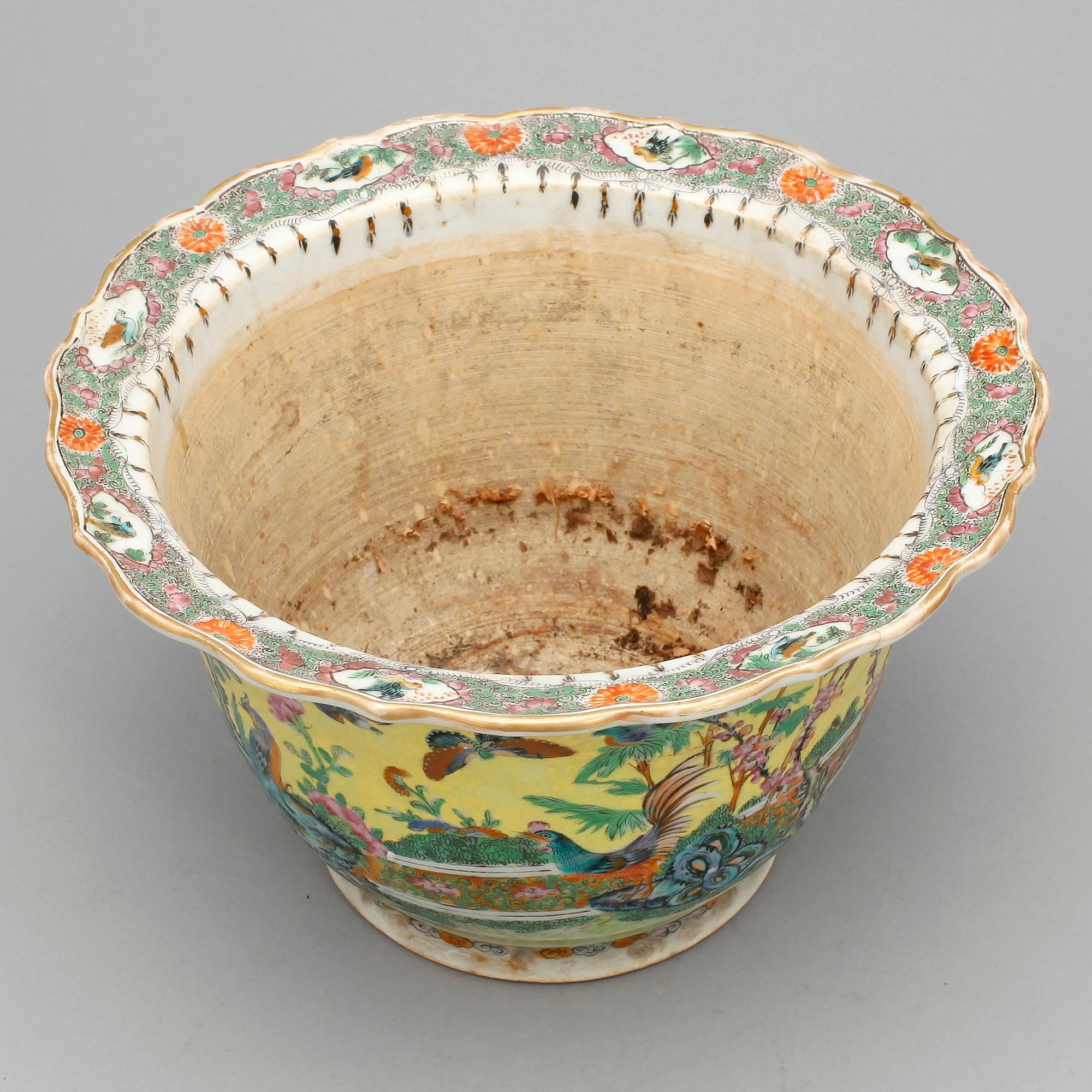 YTTERFODER, porslin, Kina, sent 1800-tal.
