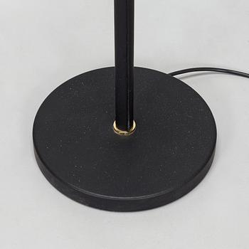 Alvar Aalto, golvlampa A 805 "Änglavinge", Artek, 2000-tal.