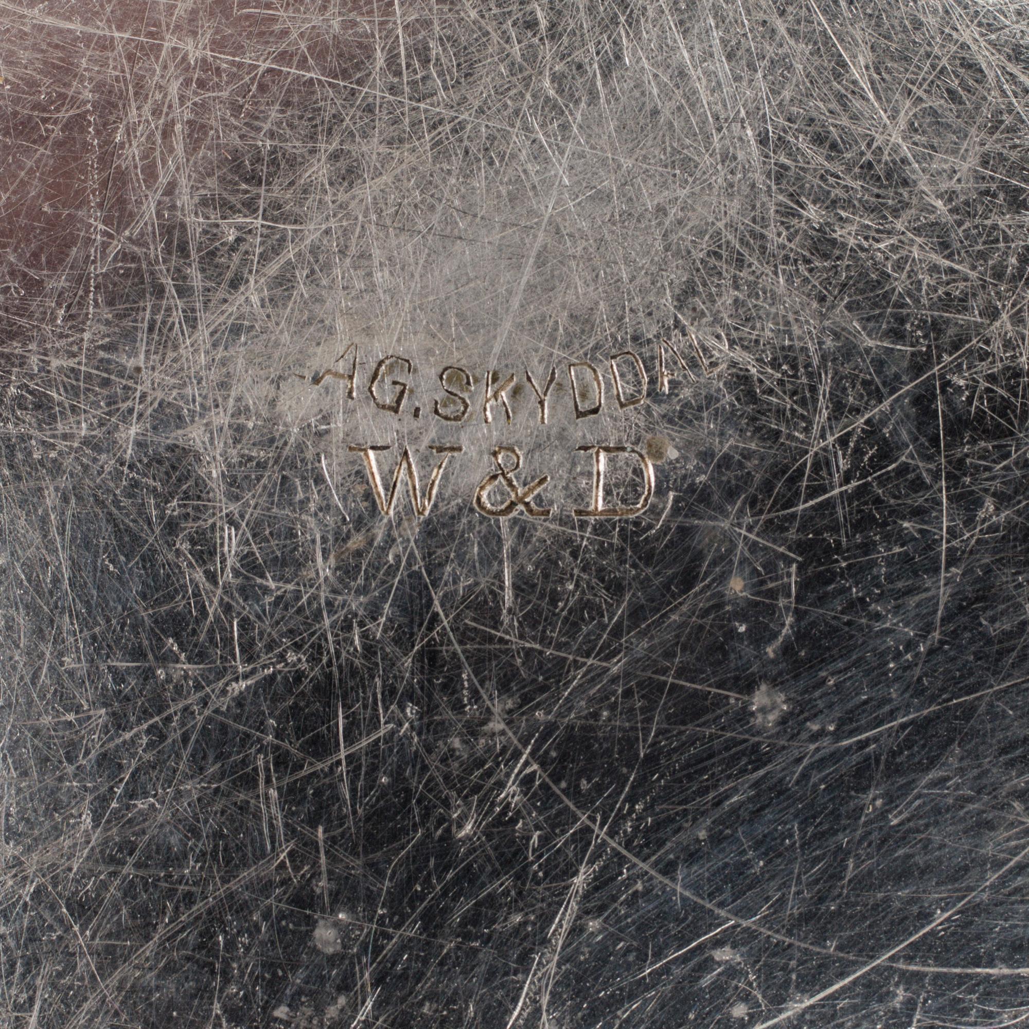 A plated silver box for cufflinks by Widerholm & Dahlberg in Eskilstuna, first half of the 20th century.