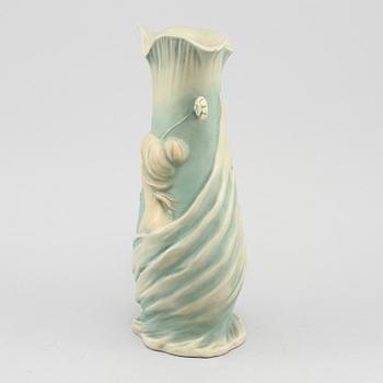 VAS, lergods, signerad Grumbach, Bernard Bloch, Jugend, 1900-talets första del.
