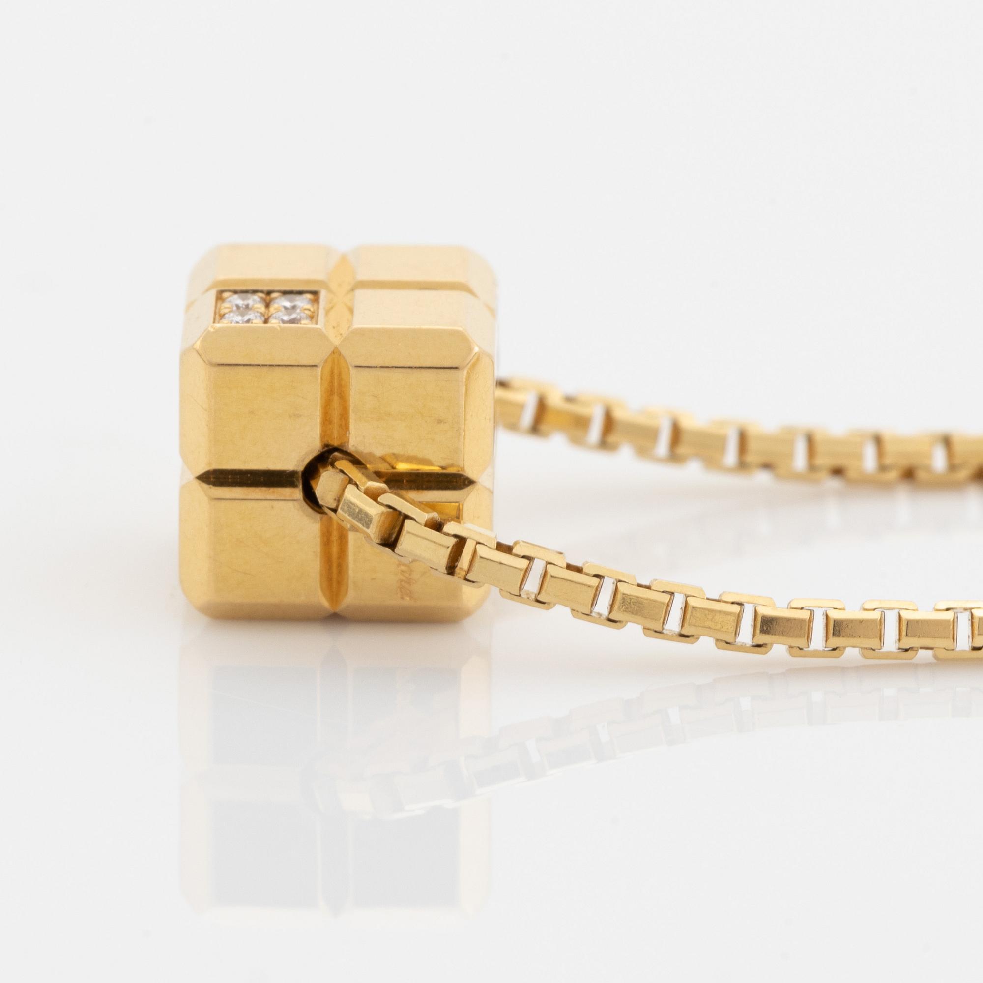 18K gold and brilliant cut diamond "ice cube" necklace, Chopard.