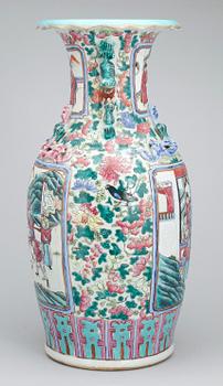 VAS, porslin, Kina 1800-tal.