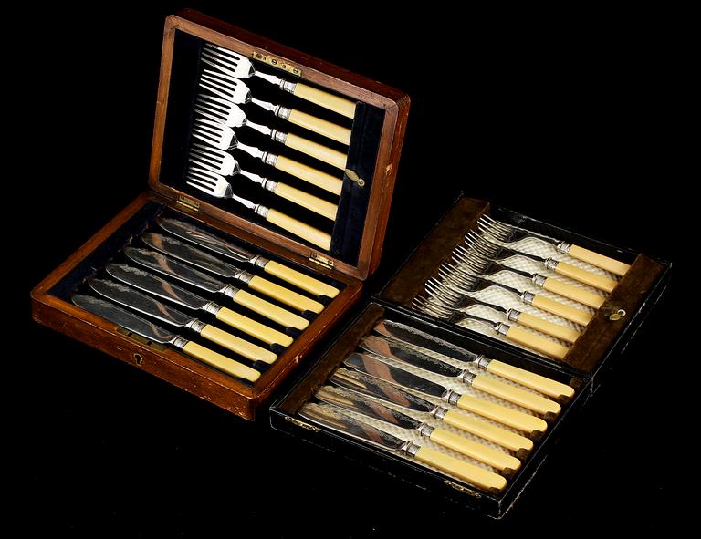 FISKBESTICK, 24 st, silver samt nysilver, Sheffield, England, 1800/1900-tal.