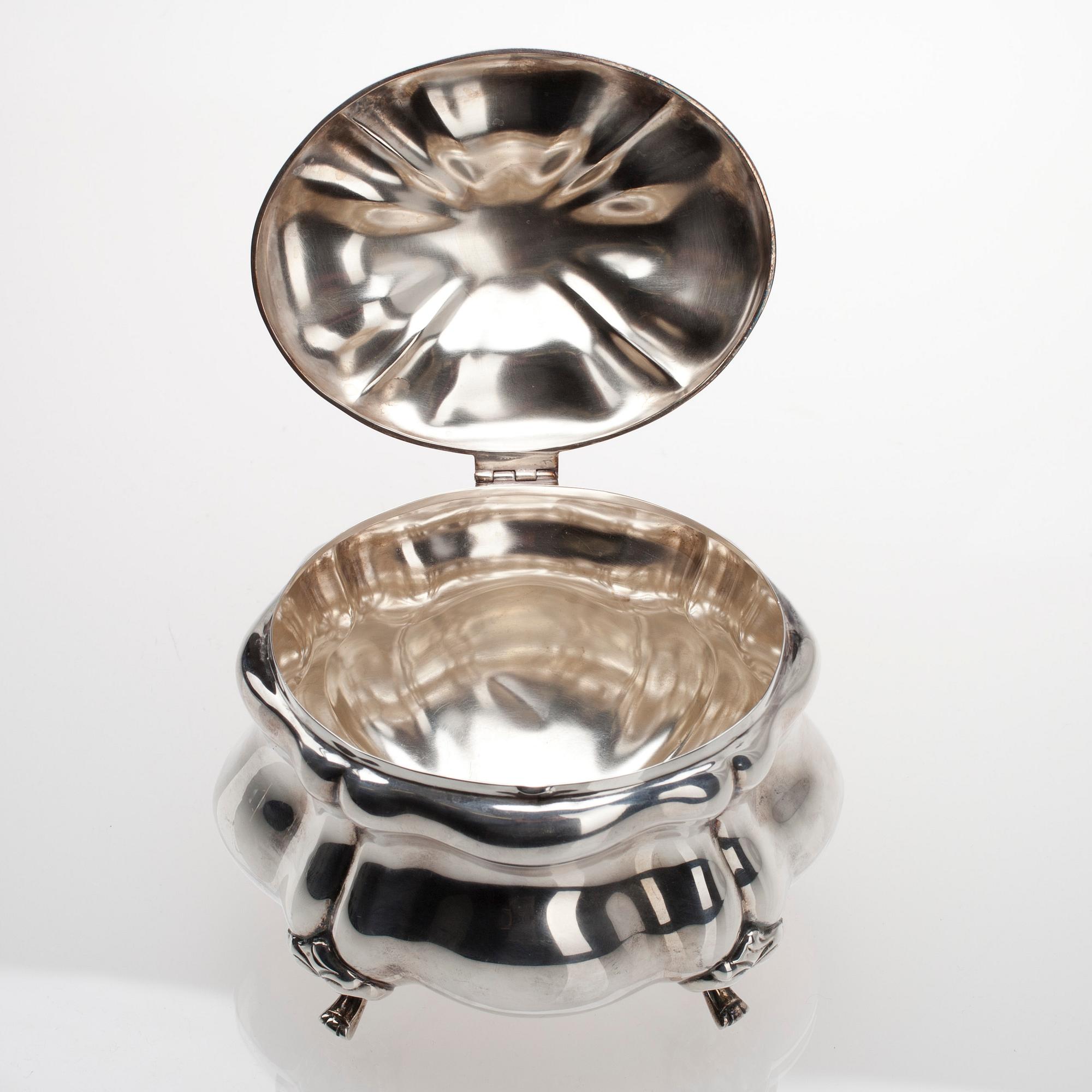 SOCKERSKRIN, Sterling silver. Tyskland mitten på 1900-talet. Vikt 203 g.