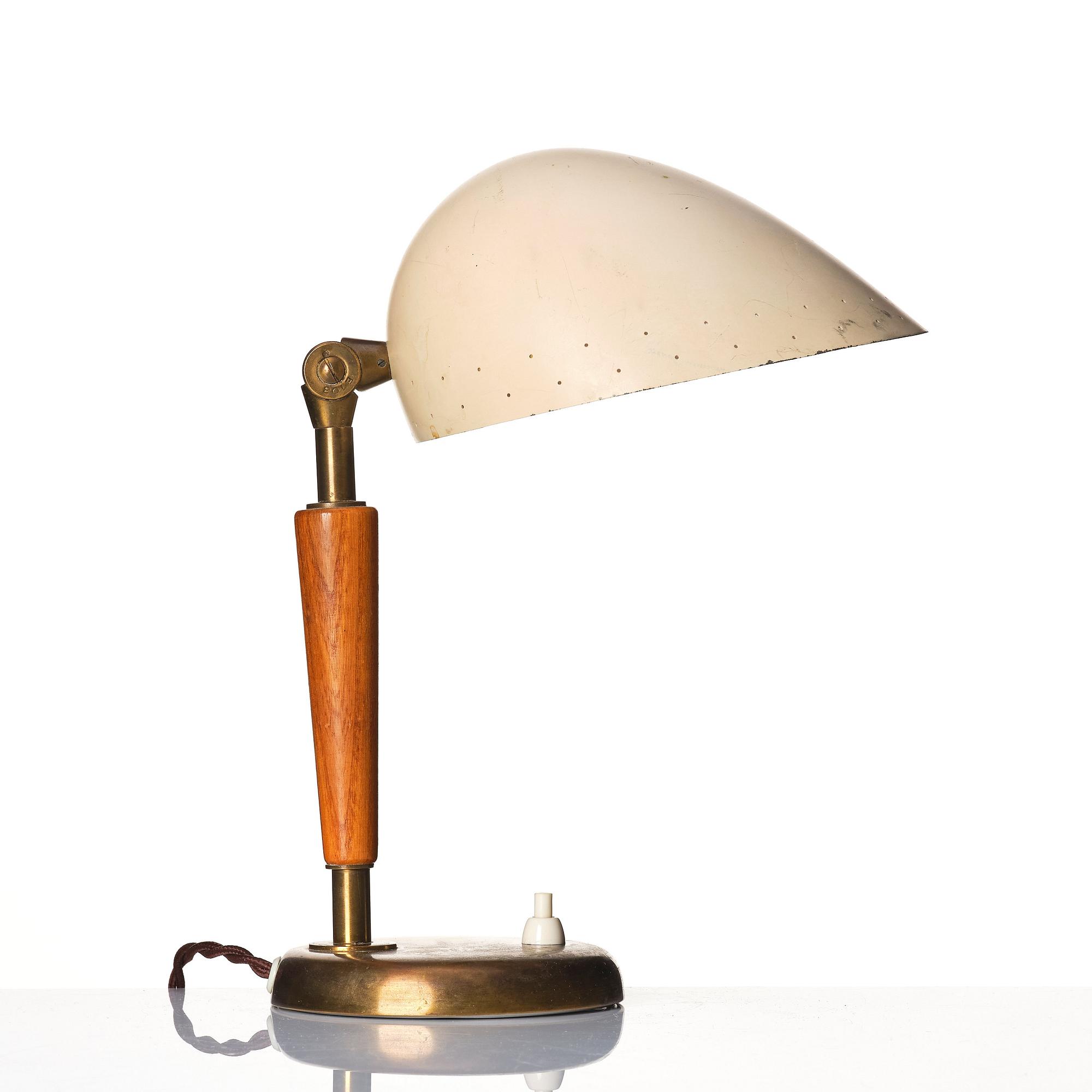 Harald Notini, bordslampa, modell "15487 A", Arvid Böhlmarks Lampfabrik, Stockholm 1940-tal.