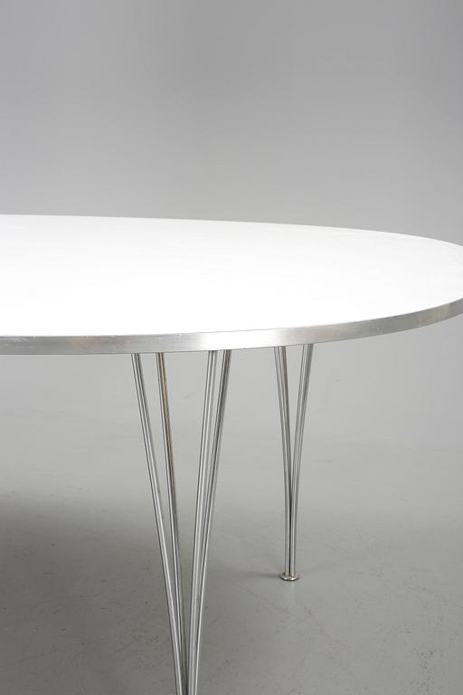MATBORD, "Superellips", Bruno Mathsson och Piet Hein för Fritz Hansen, 1900/2000-tal.